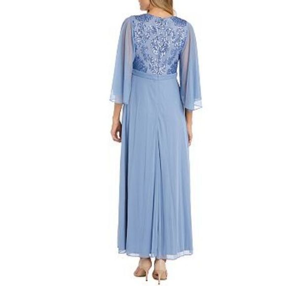 Women's R&M Richards Embroidered Sequin Bodice Dress with Cape Sleeves, fits 6-8 - Picture 3 of 8